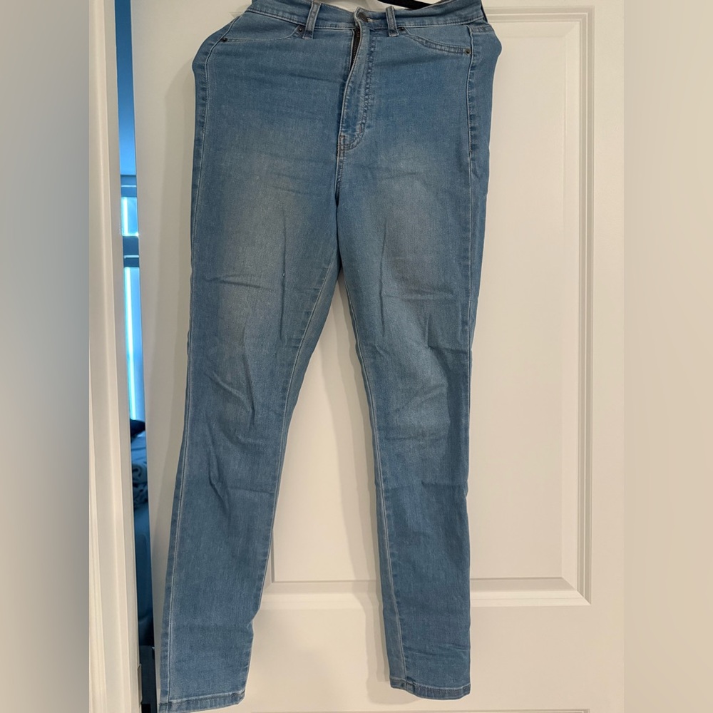 Fashion nova size 7 women’s skinny jeans high waisted